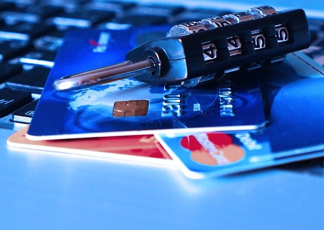 Wenn eine Bank ihr eigenes Geld nicht verleihen kann, wie kann dann eine Kreditkartenbank einen Kredit vergeben?